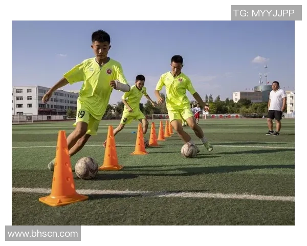 新华社足球明星闪耀绿茵场展现激情与实力引领新时代足球风潮 新华社足球明星闪耀绿茵场展现激情与实力引领新时代足球风潮