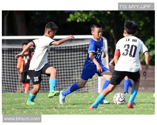 日本足球明星训练营助力青少年梦想成真培养未来足球人才