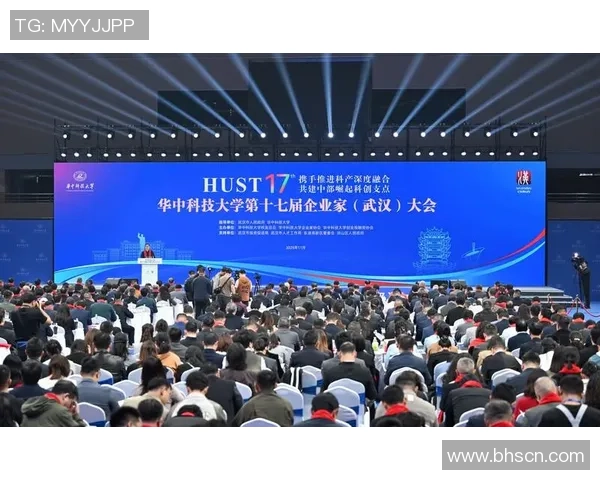 曾姓足球明星在武汉的崛起与成就探讨