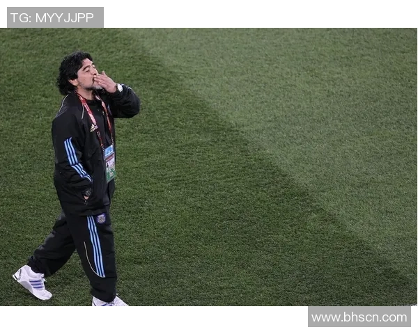 本届阿根廷足球明星展现激情与实力引领全球球迷热潮